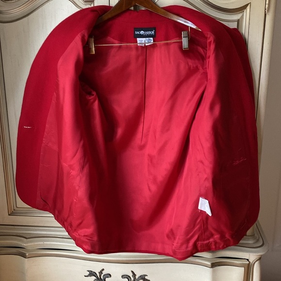 Vintage Sag Harbor Women's Size 10 100% Wool Solid Red Suit Set - Picture 6 of 7